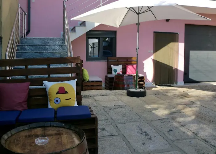 Quinta Lindas 2 * モンジン・デ・バスト